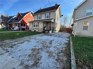 102 E Brookside Avenue, Akron, OH 44301