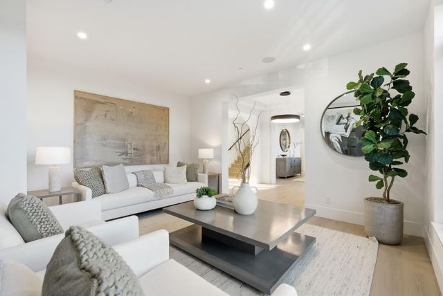 20388 Hill Avenue, Saratoga, CA 95070