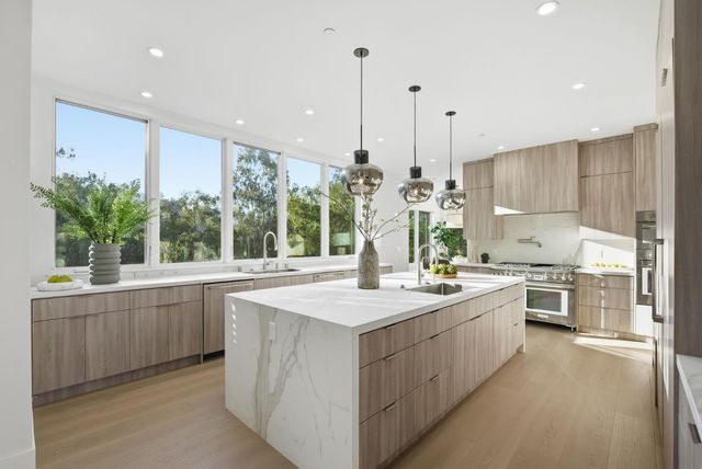 20388 Hill Avenue, Saratoga, CA 95070