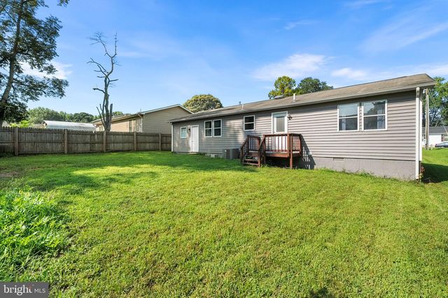 68 DALE DR, Colonial Beach, VA 22443