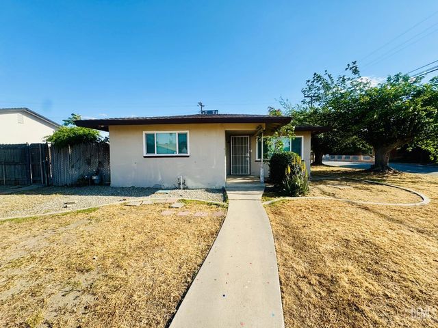 3613 Granada Avenue, Bakersfield, CA 93309