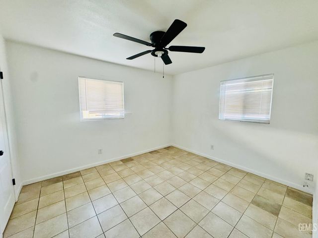3613 Granada Avenue, Bakersfield, CA 93309