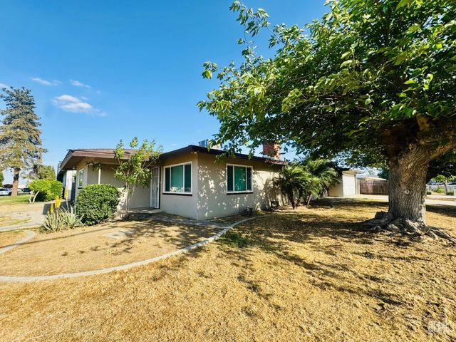 3613 Granada Avenue, Bakersfield, CA 93309