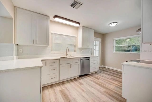 4223 E PINE HILL CIRCLE, Orlando, FL 32808