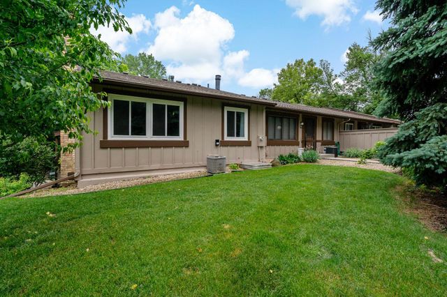 241 River Woods Lane, Burnsville, MN 55337