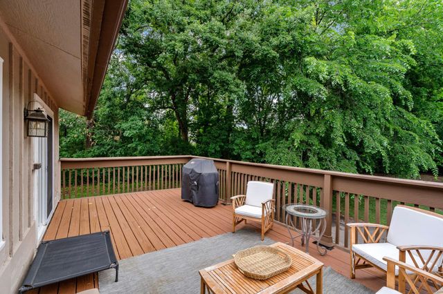 241 River Woods Lane, Burnsville, MN 55337