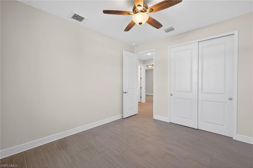 Image 13 of property listing at 2537 SW 11th PL, Cape Coral, FL 33914
