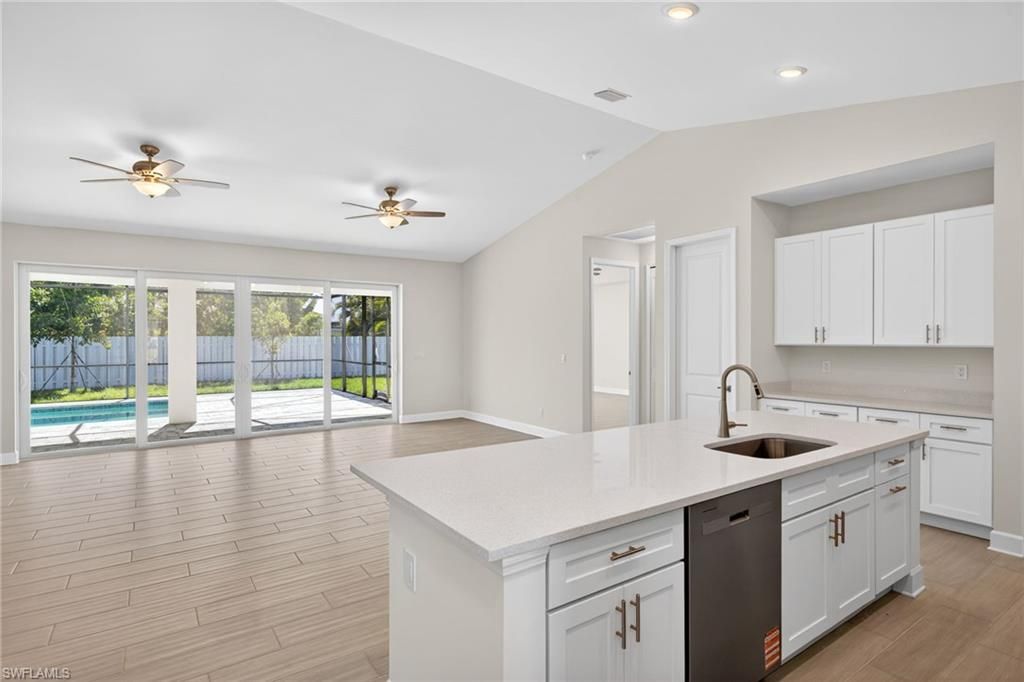 Image 6 of property listing at 2537 SW 11th PL, Cape Coral, FL 33914