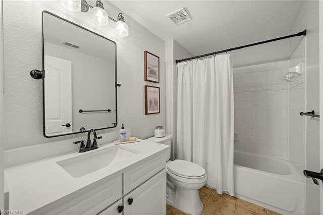 12930 Positano CIR # 307, Naples, FL 34105