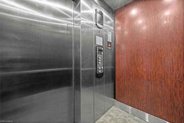 12930 Positano CIR # 307, Naples, FL 34105