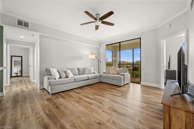 12930 Positano CIR # 307, Naples, FL 34105