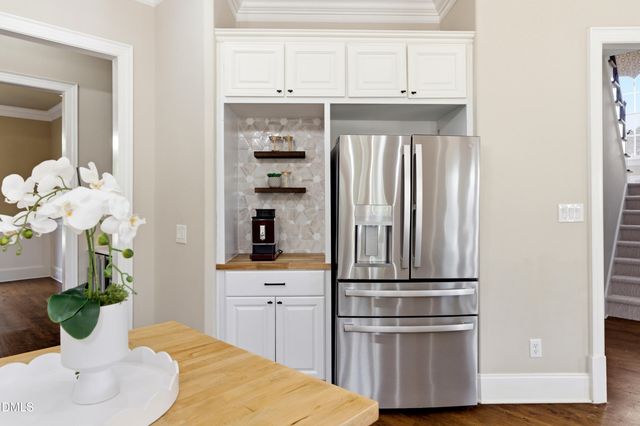 2515 Village Manor Way, Raleigh, NC 27614