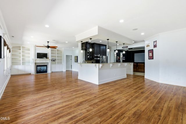 2515 Village Manor Way, Raleigh, NC 27614