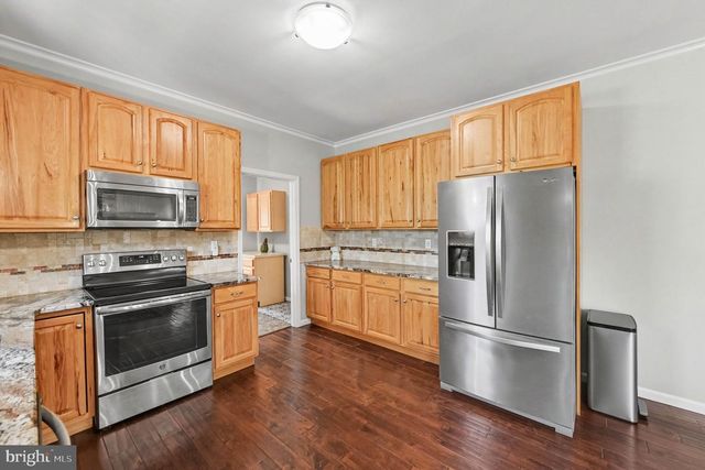2311 ANGEL DR, Gilbertsville, PA 19525