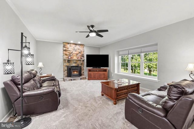 2311 ANGEL DR, Gilbertsville, PA 19525