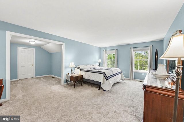 2311 ANGEL DR, Gilbertsville, PA 19525