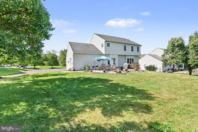 2311 ANGEL DR, Gilbertsville, PA 19525