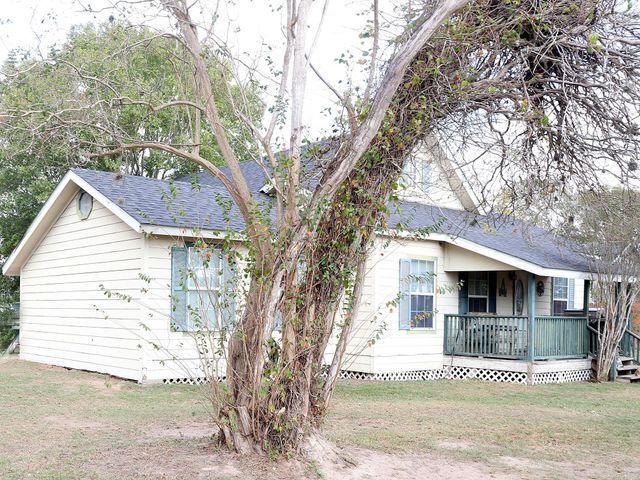 10844 Highway 159 E, Bellville, TX 77418