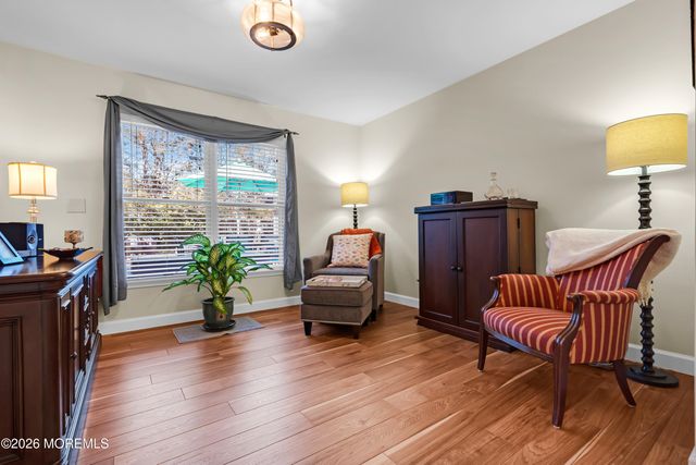 8 Eagle Drive, Bayville, NJ 08721