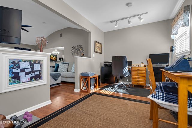 8 Eagle Drive, Bayville, NJ 08721