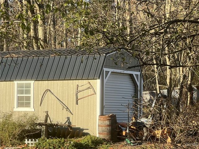 1218 Hard Point Road, Conquest, NY 13140