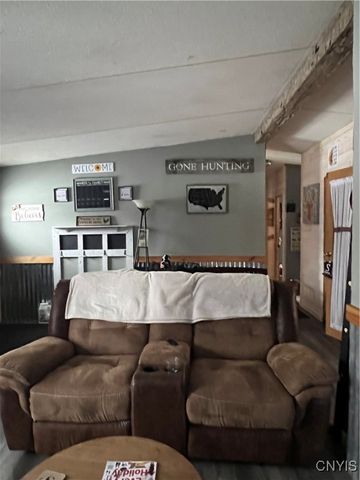 1218 Hard Point Road, Conquest, NY 13140