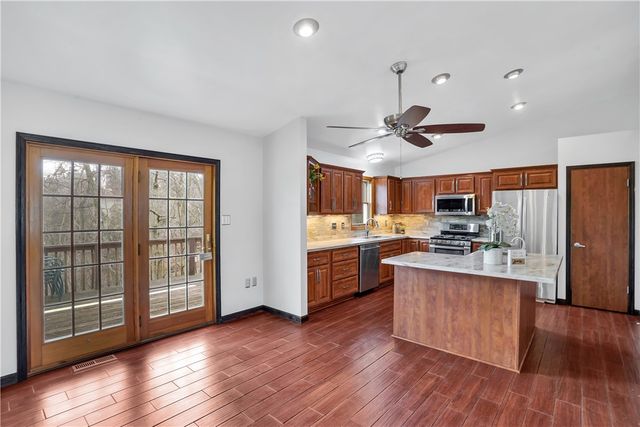 2240 Bernard, Brookline, PA 15234