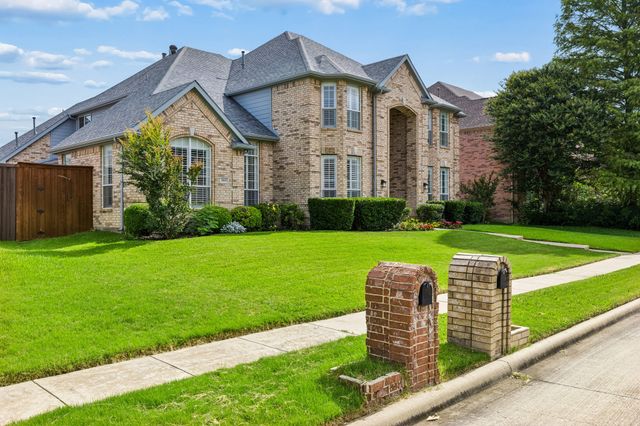 3809 Brookfield Drive, Plano, TX 75025
