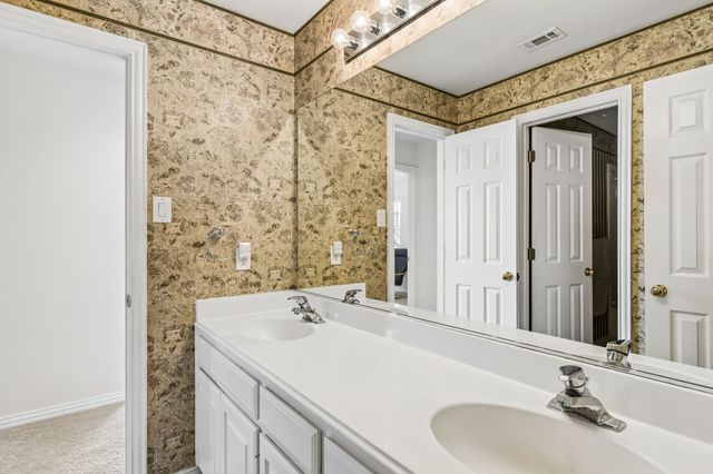 3809 Brookfield Drive, Plano, TX 75025