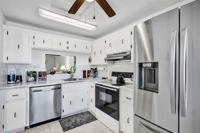 3511 E Inverrary Drive 107, Lauderhill, FL 33319