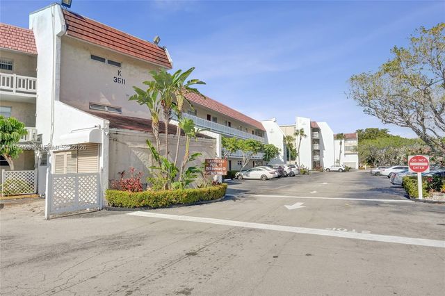 3511 E Inverrary Drive 107, Lauderhill, FL 33319