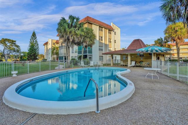 3511 E Inverrary Drive 107, Lauderhill, FL 33319