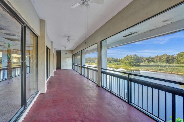 3511 E Inverrary Drive 107, Lauderhill, FL 33319