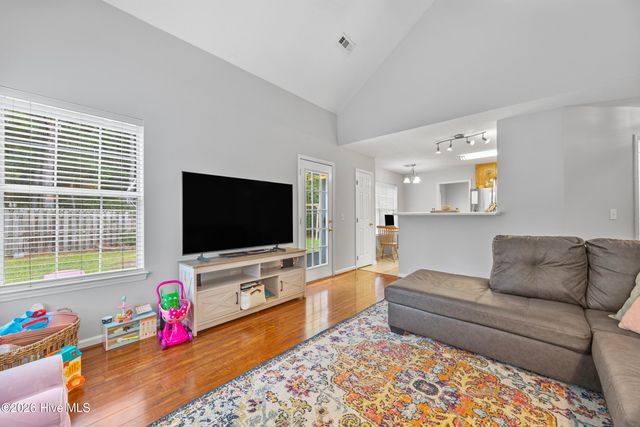4918 Split Rail Drive, Wilmington, NC 28412