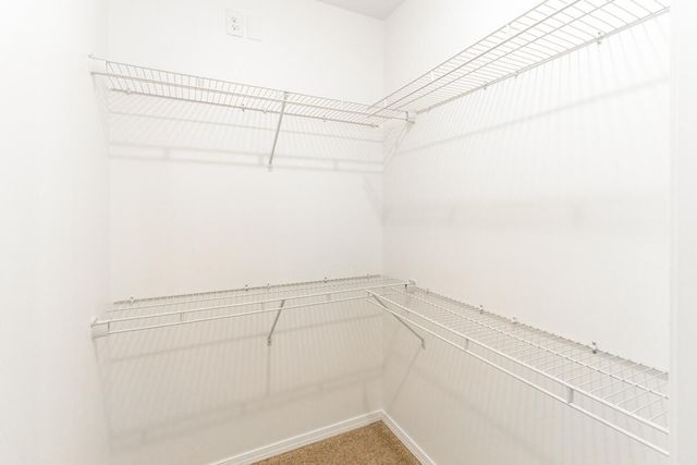 815 Shorthorn Lane, Marshfield, MO 65706