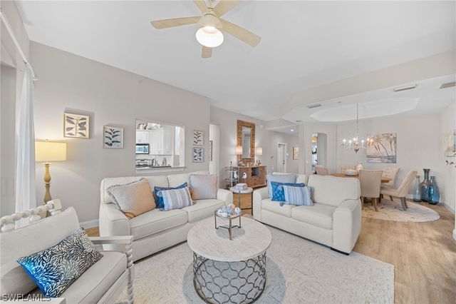 9216 Quartz LN 102, Naples, FL 34120