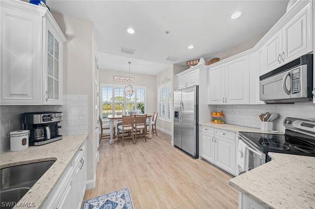 9216 Quartz LN 102, Naples, FL 34120