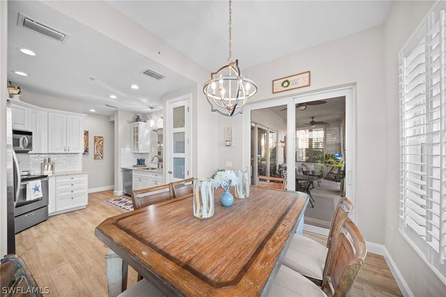 9216 Quartz LN 102, Naples, FL 34120