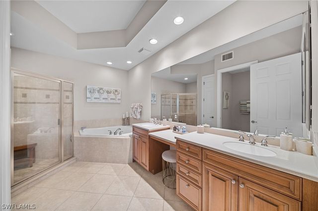 9216 Quartz LN 102, Naples, FL 34120