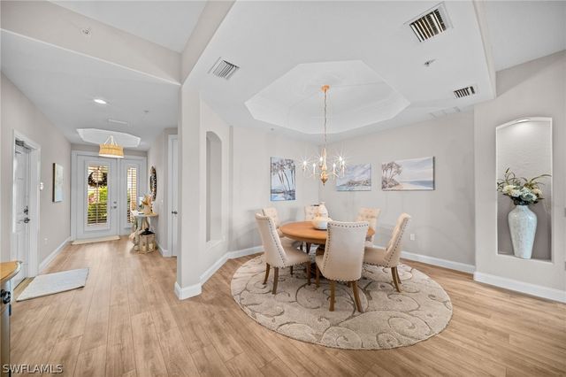 9216 Quartz LN 102, Naples, FL 34120