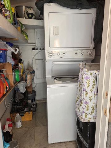 2936 NW 47th St, Miami, FL 33142