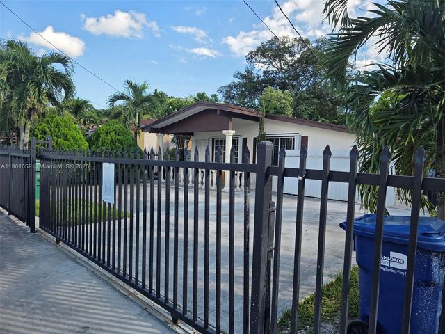2936 NW 47th St, Miami, FL 33142