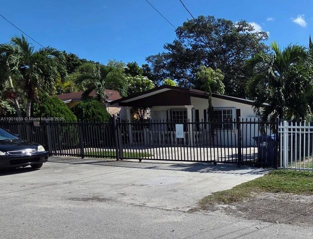 2936 NW 47th St, Miami, FL 33142