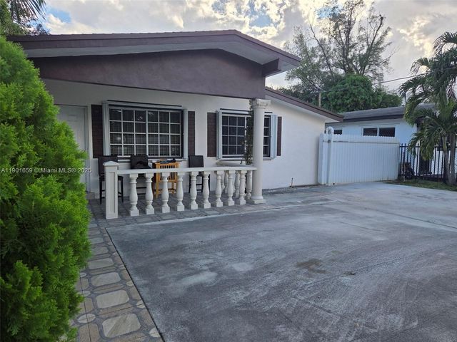 2936 NW 47th St, Miami, FL 33142