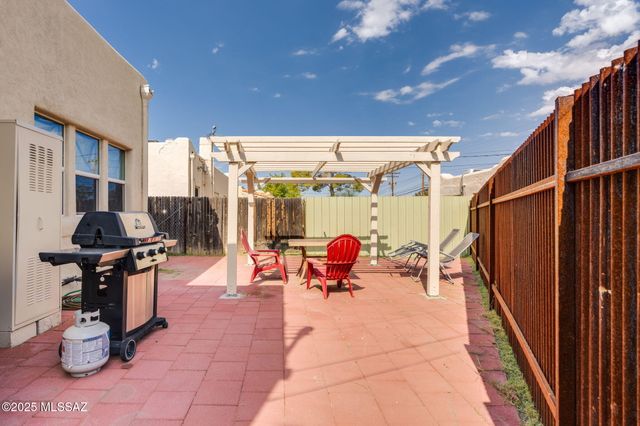 1333 E Broadway Boulevard, Tucson, AZ 85719