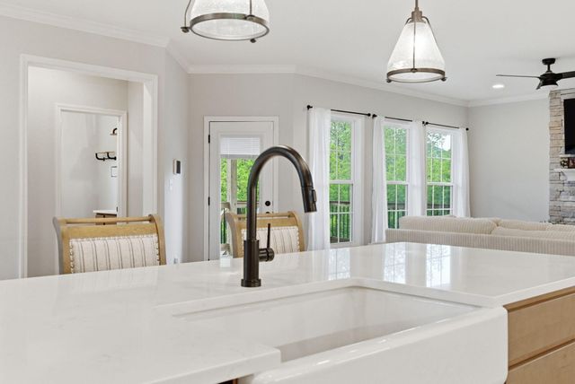 101 Oxford Landing Drive, Georgetown, KY 40324