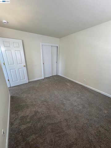 416 GROVE WAY, Hayward, CA 94541