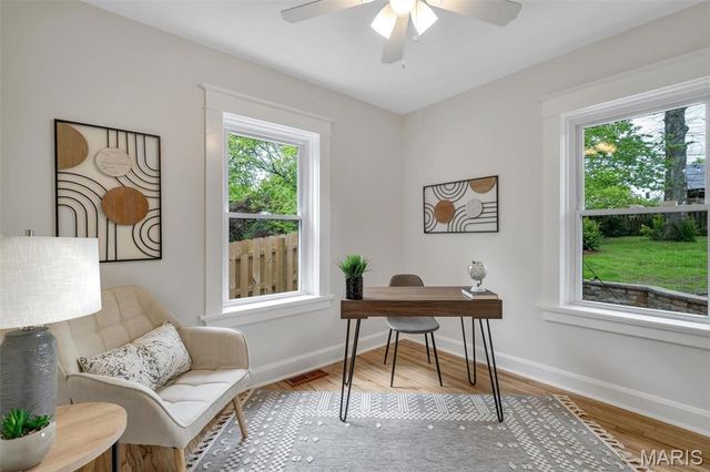 7439 Wellington Avenue, University City, MO 63130