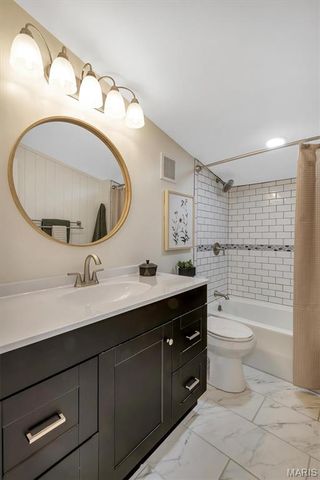 7439 Wellington Avenue, University City, MO 63130