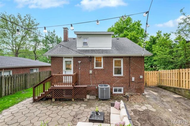 7439 Wellington Avenue, University City, MO 63130